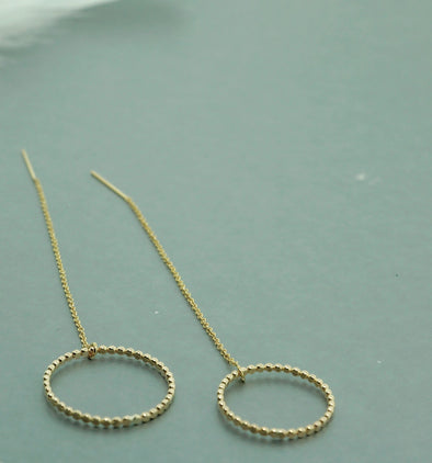 Boucles d'oreilles threader anneaux asymétriques