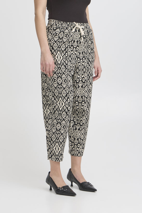 Linno Barrel black diamond pants