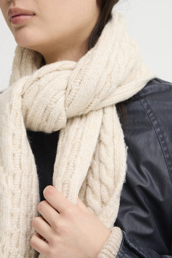 Lucy scarf