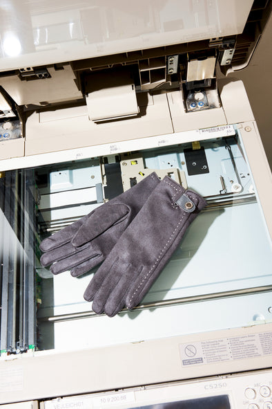Martha gloves (in black)