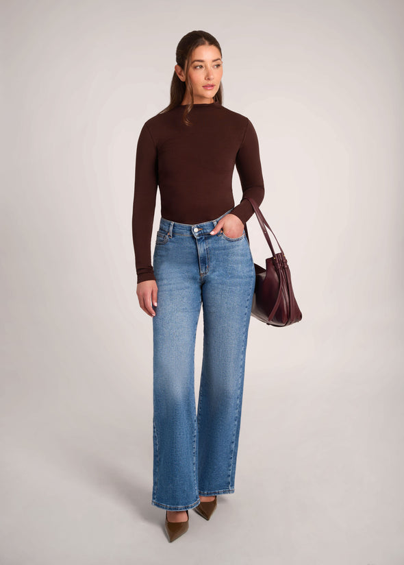 Lily 2637