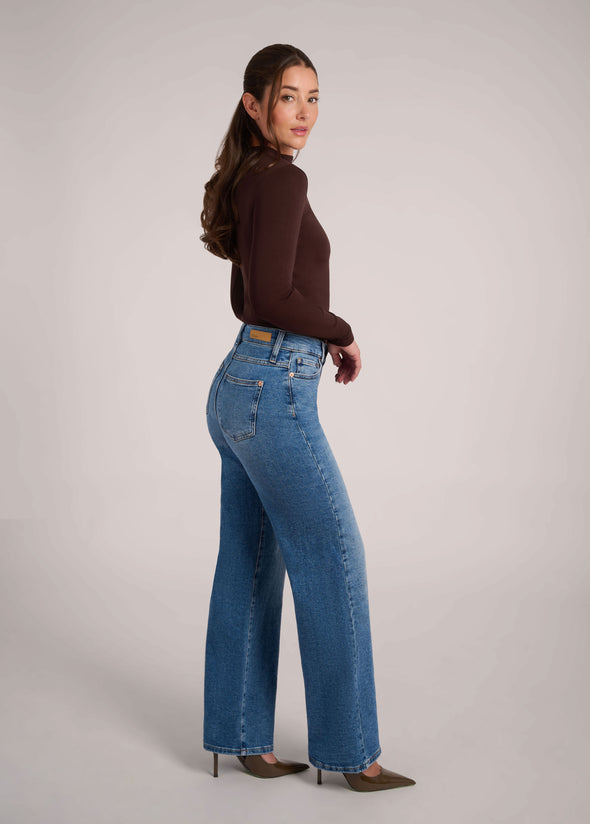 Lily 2637
