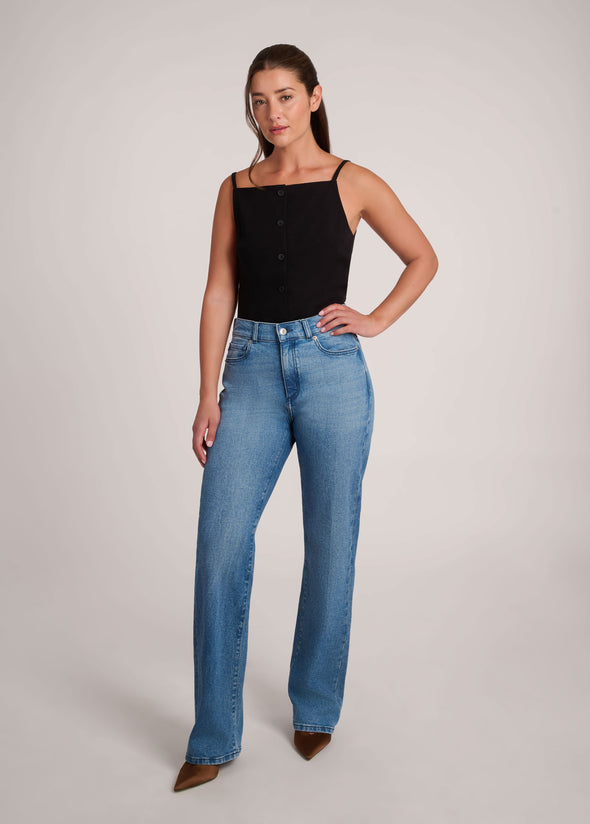 Chloe 2838