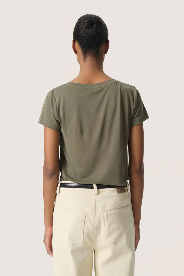 T-shirt Columbine col en v grape leaf TENCEL™