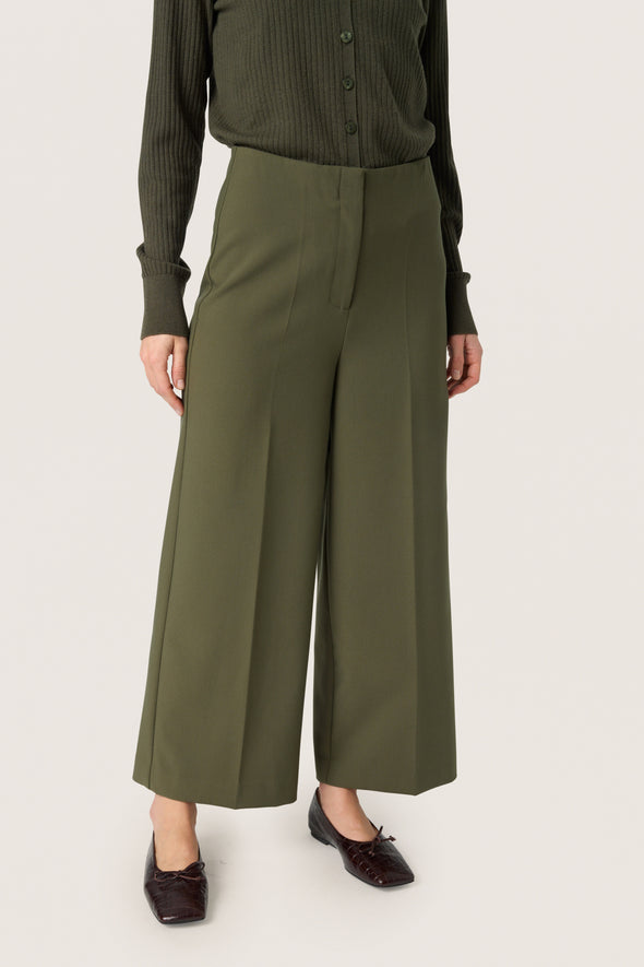 Pantalon Corinne Wide Cropped grape leaf