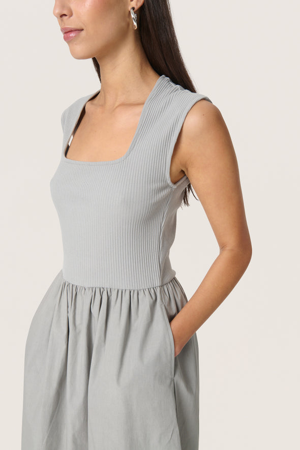 Robe Simone Phoebe Ultimate Gray