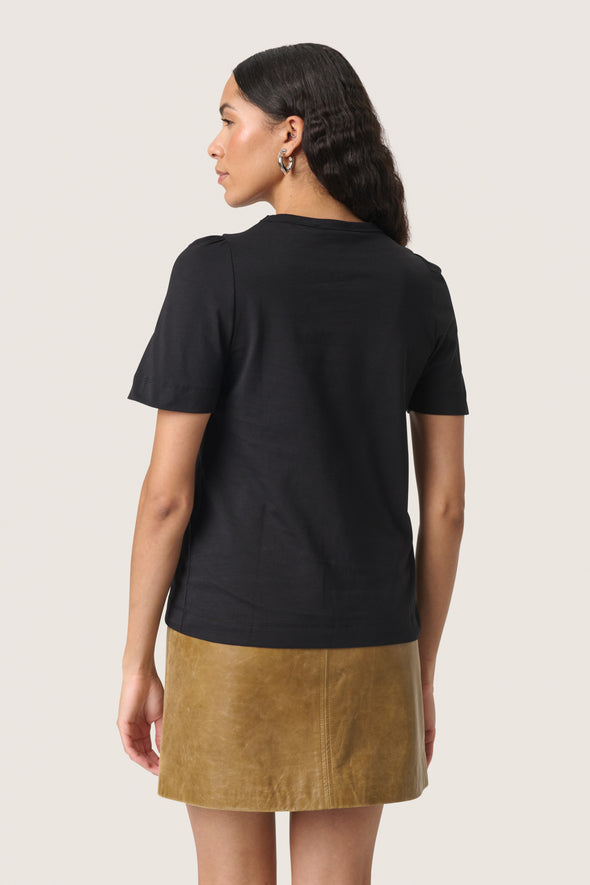 Jina black T-shirt