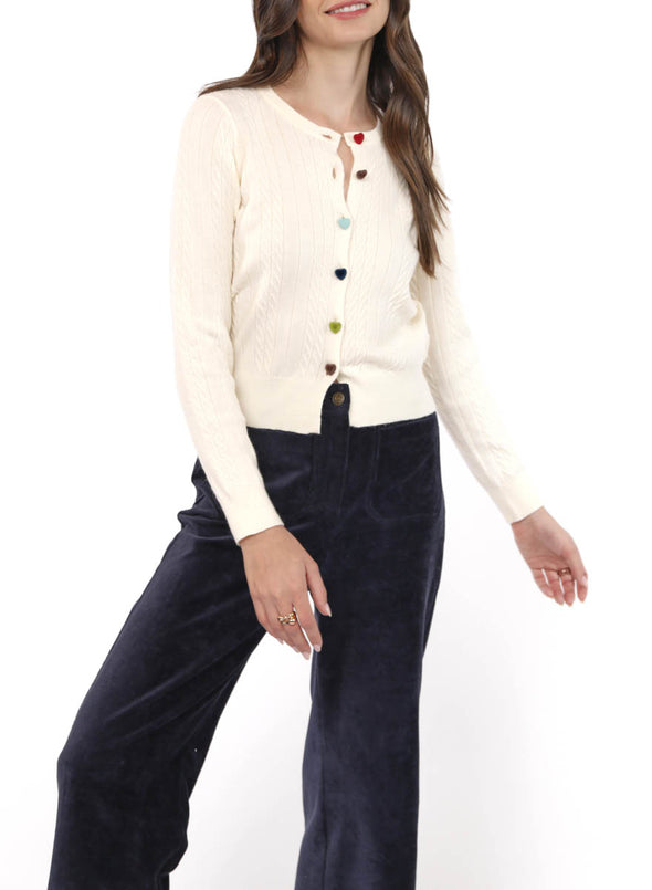 Cardigan Mochi Button Heart