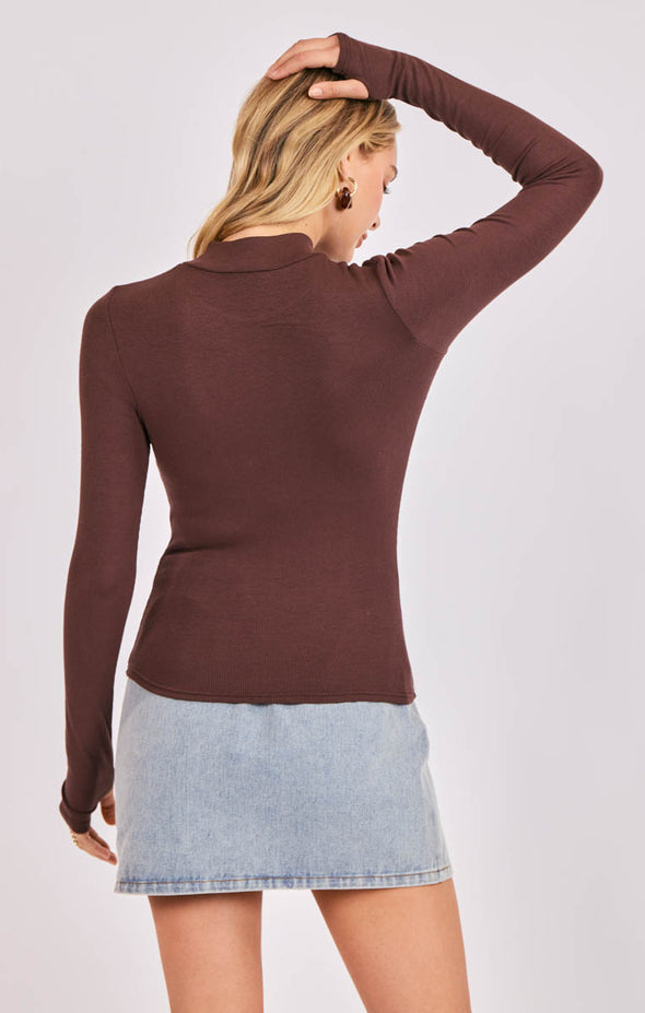 Ronan mock neck brun