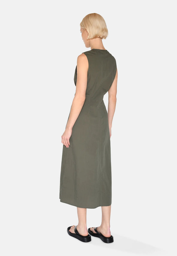Robe Casey