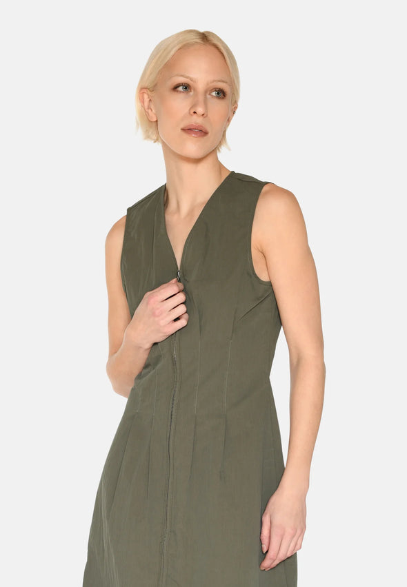 Robe Casey