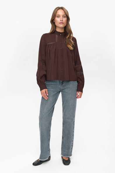 Nurika black coffee shirt