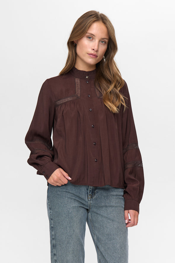 Nurika black coffee shirt
