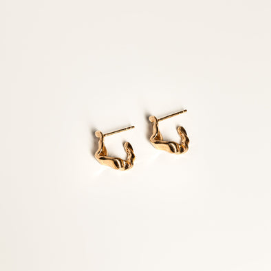 Boucles d'oreilles petits hoops Ruban or vermeil