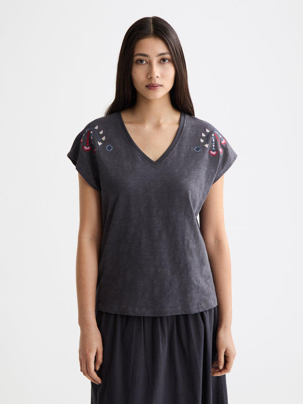 Blouse col V brodée