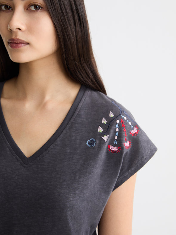 Blouse col V brodée