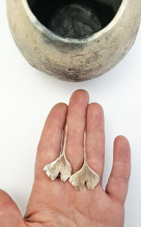 Ginkgo leaf earrings in bronze