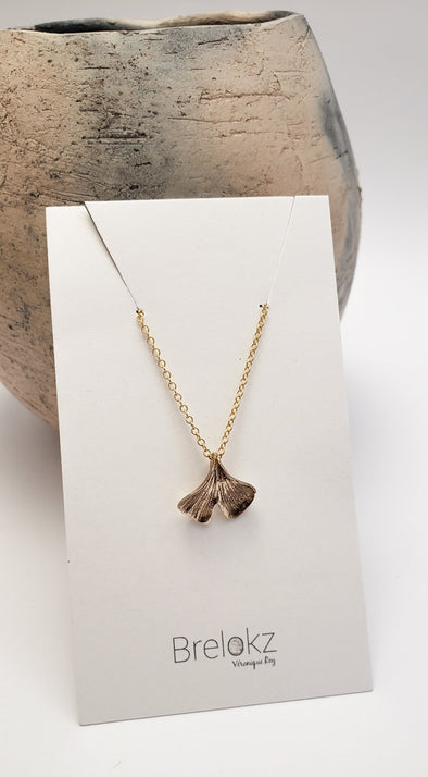 Collier Petite Feuille de Ginkgo en Bronze et gold fill 14k