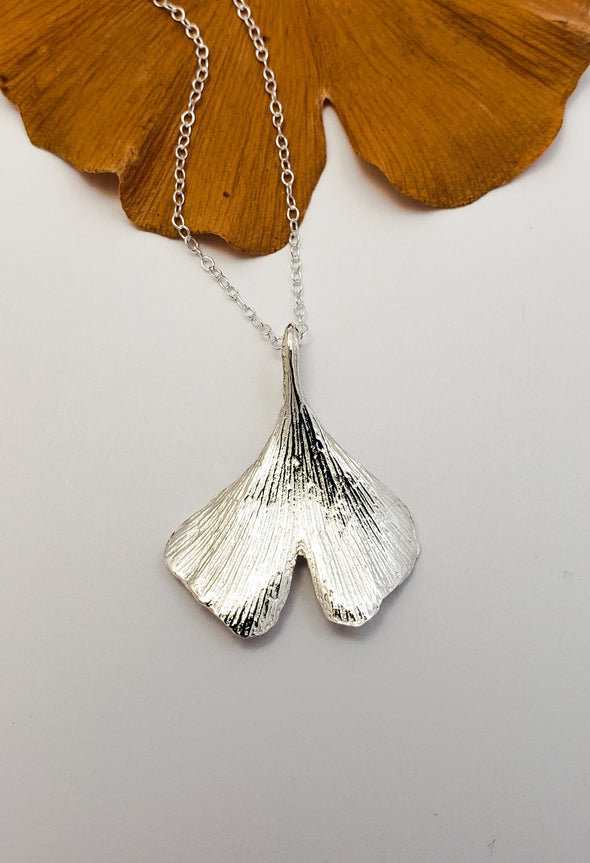 Silver Ginkgo leaf necklace