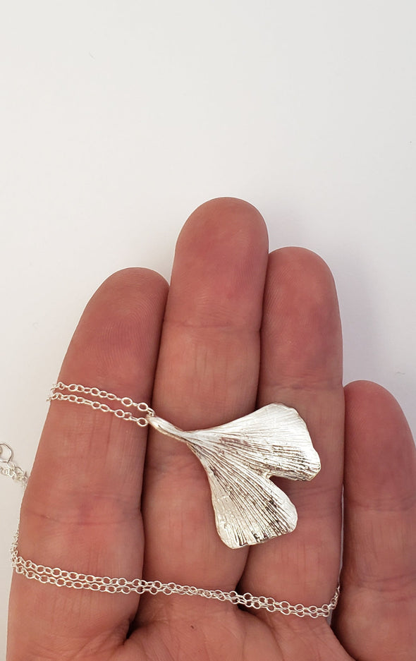 Silver Ginkgo leaf necklace