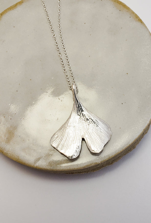 Silver Ginkgo leaf necklace