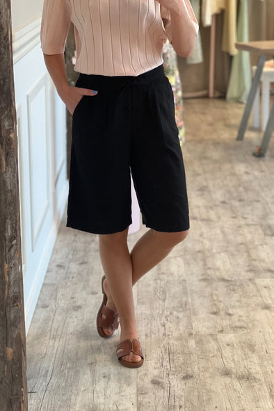 Linno long shorts black