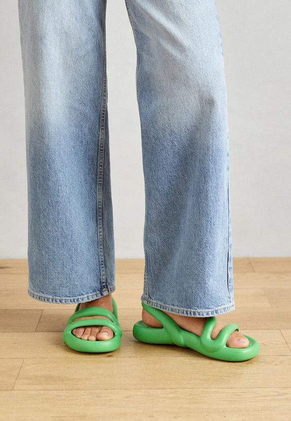 Kobarah flat shoes