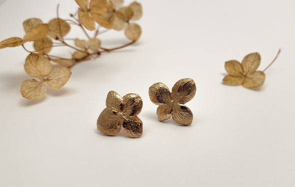 Stud earrings Hydrangea flowers in bronze