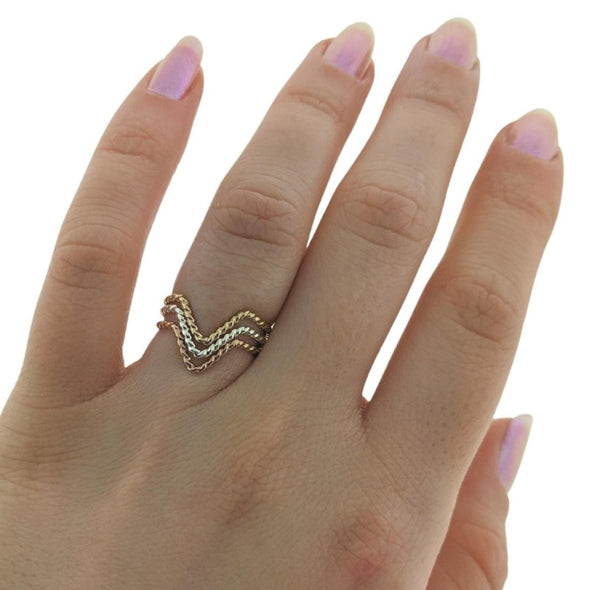 Sterling silver chevron rope ring