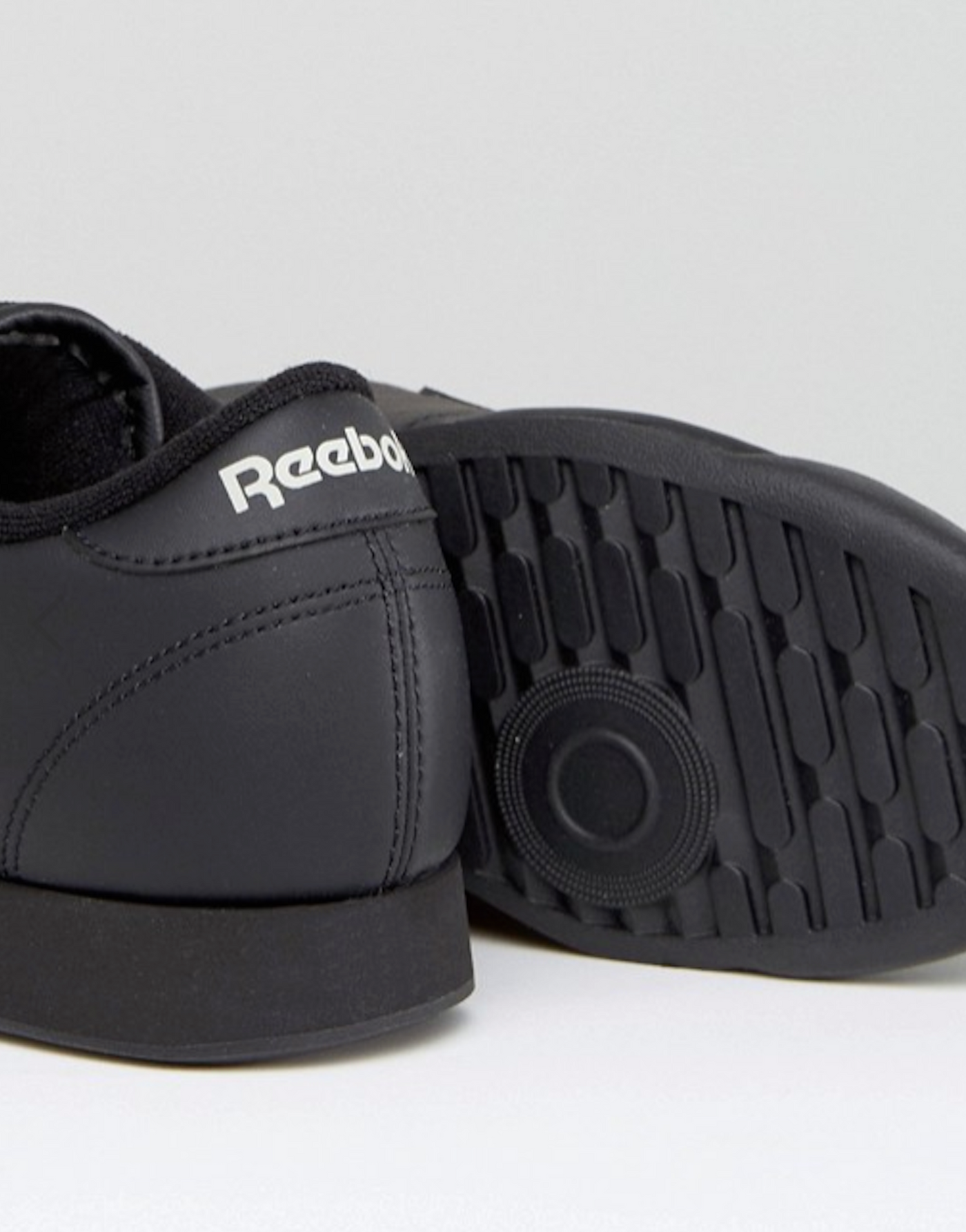 Black princess reebok discount